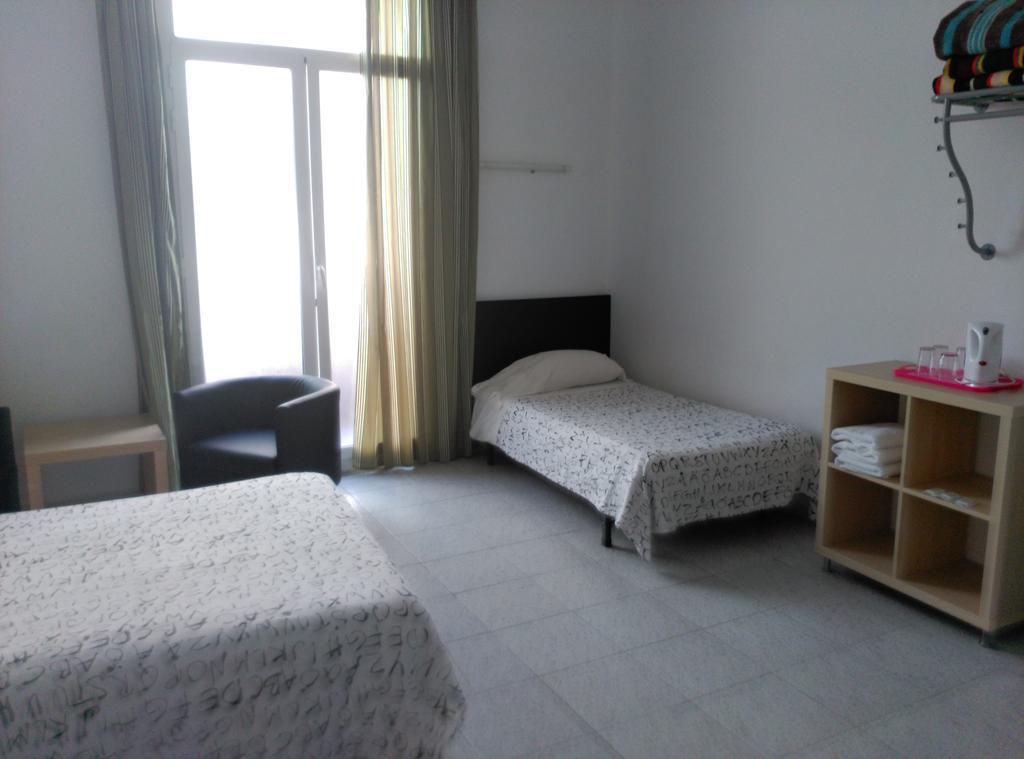 Hostal River Barcelona Kültér fotó