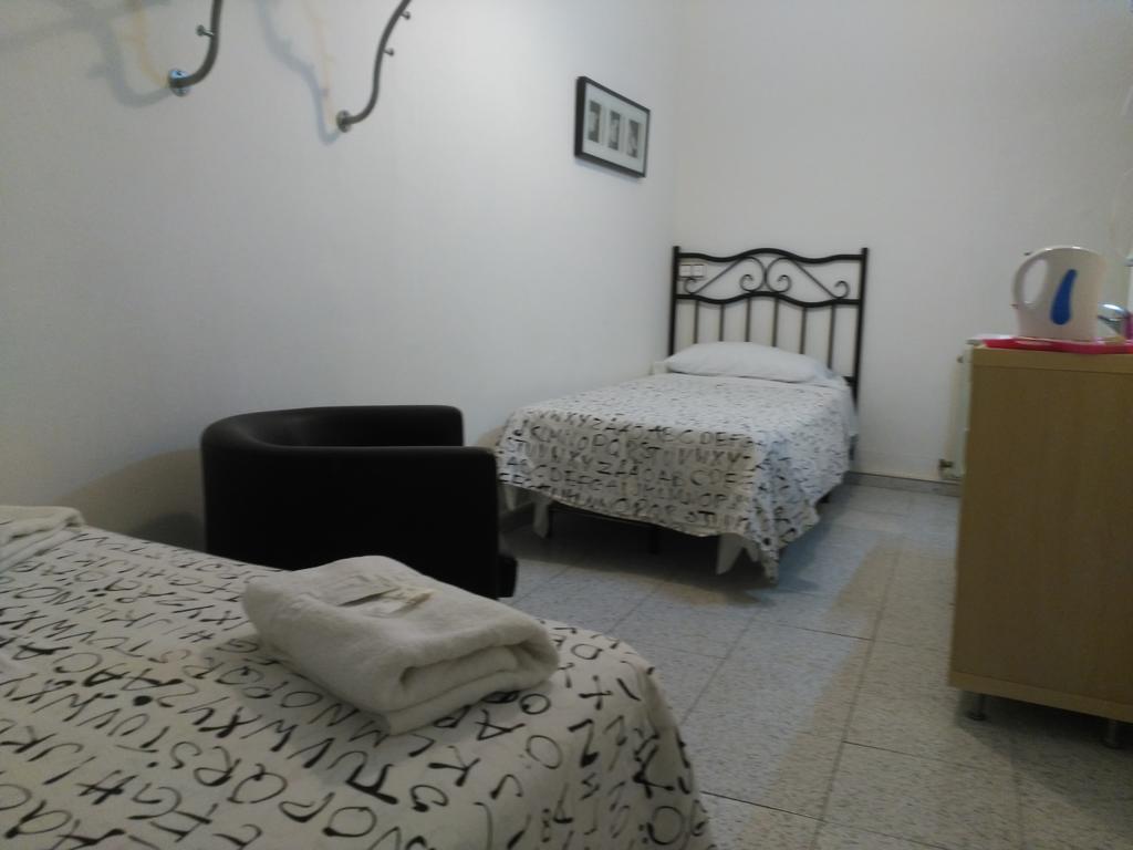 Hostal River Barcelona Kültér fotó