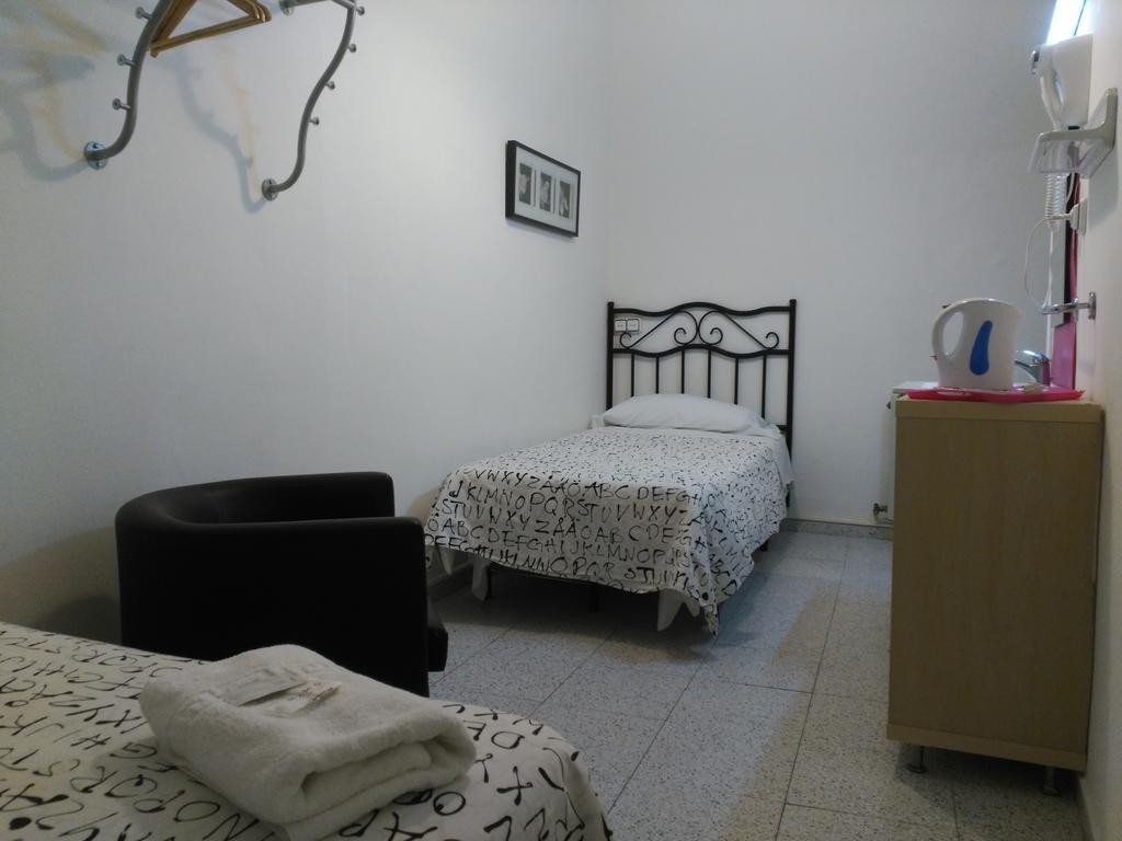 Hostal River Barcelona Kültér fotó