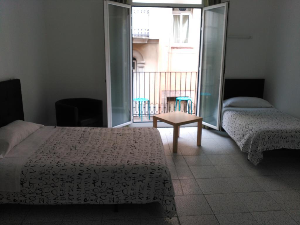 Hostal River Barcelona Kültér fotó