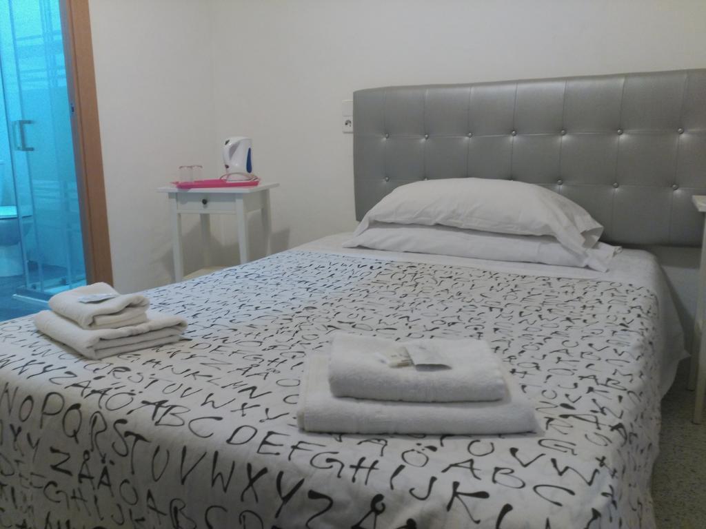 Hostal River Barcelona Kültér fotó